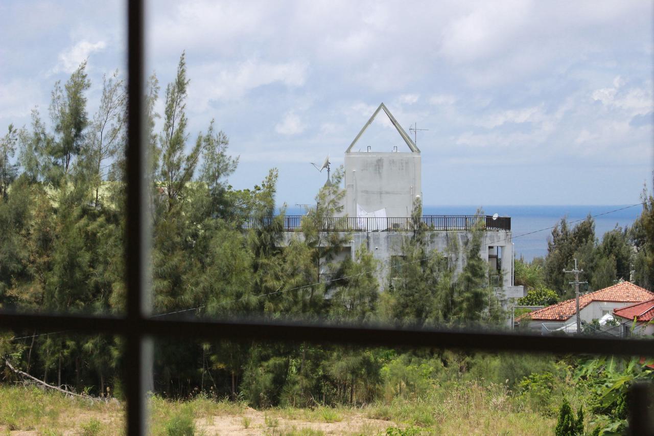 Nangoku Lodge Booya Onna Εξωτερικό φωτογραφία